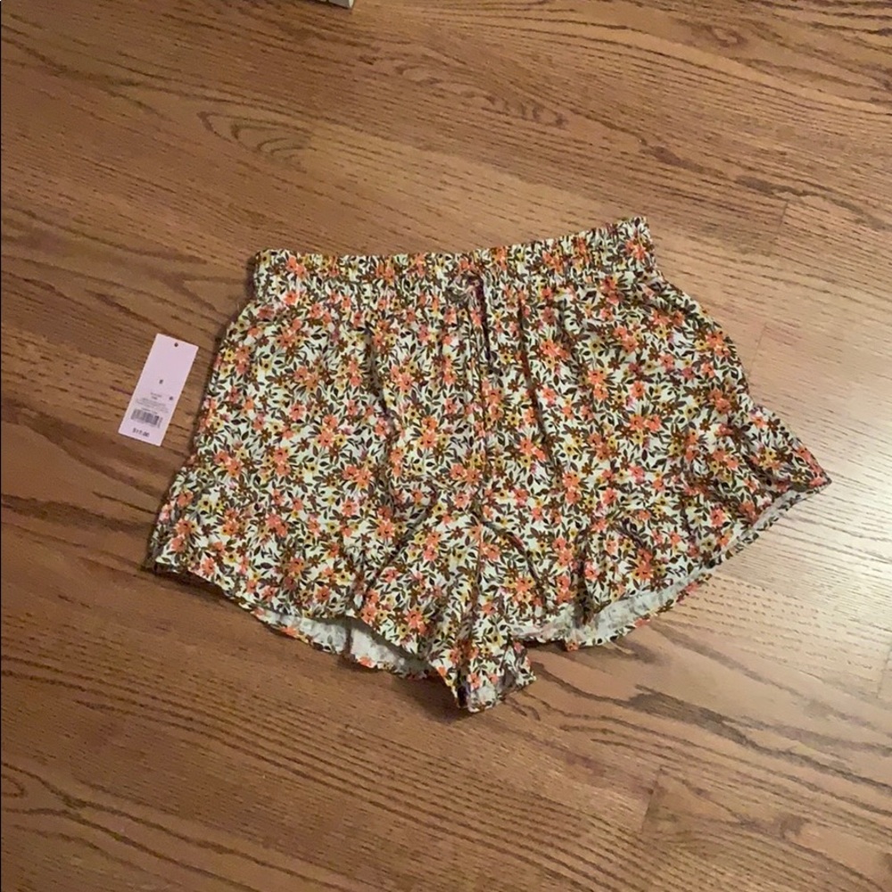 Sold out Wild Fable fall floral ruffle shorts